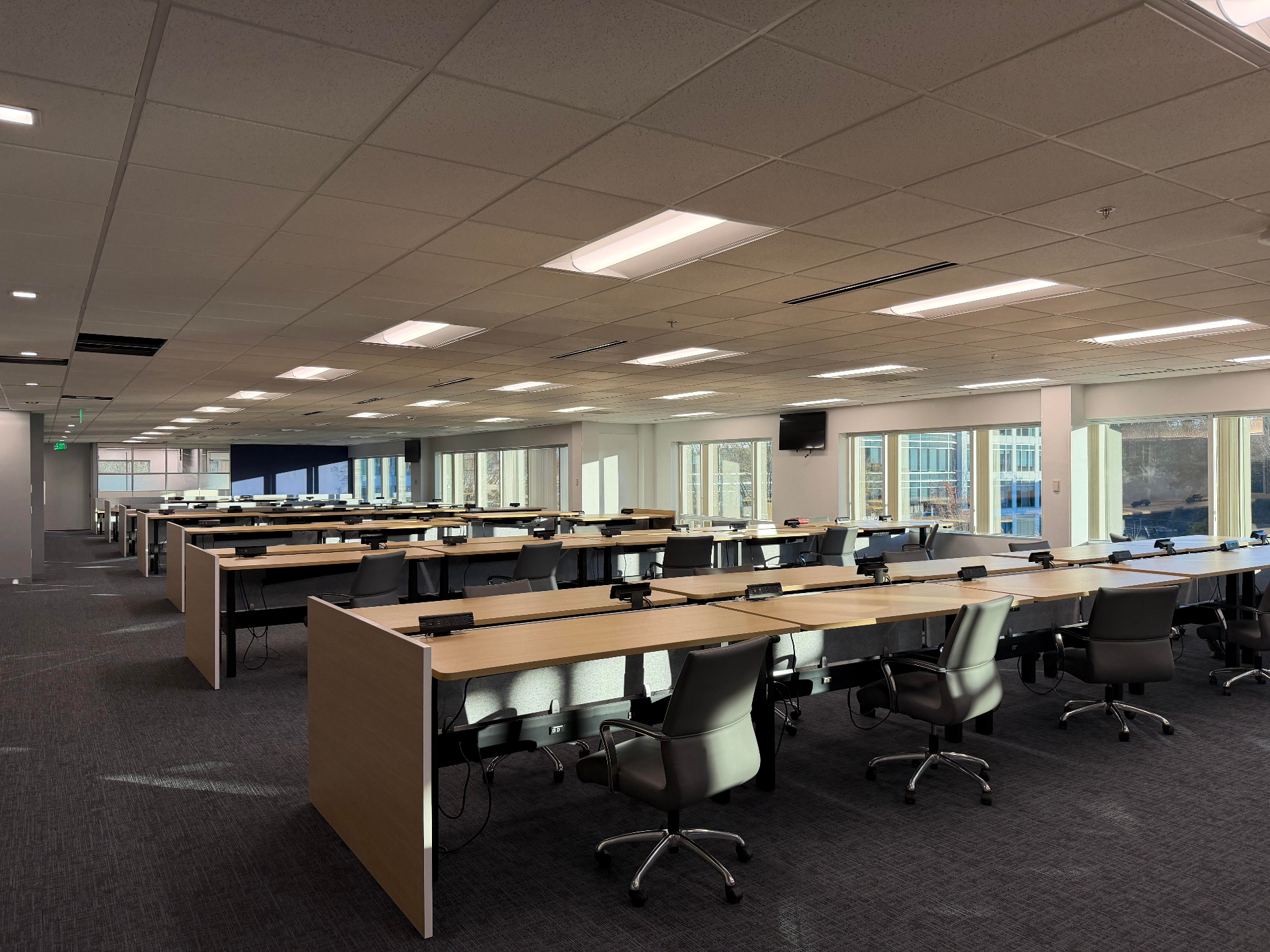 Modern commercial office workspace serviced by Service In